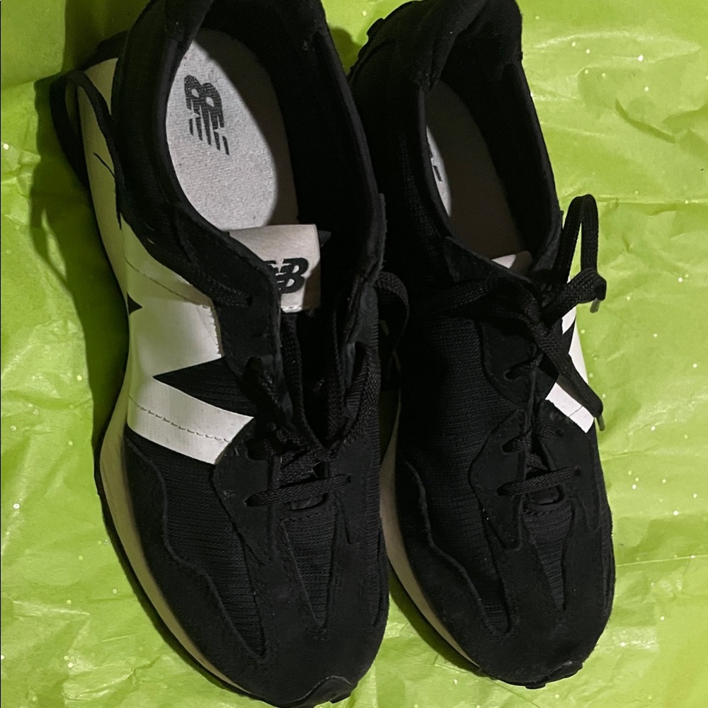 New Balance Women's Black and White Sneakers